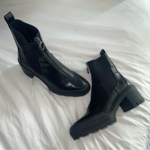 Zara Black O-Ring Zip Chunky Lug Sole ankle Boots Eur 40 or women’s size 9